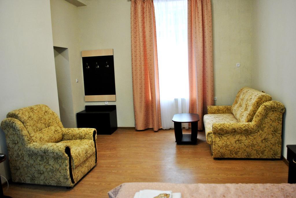 Elegia Hotel Charkiw Zimmer foto